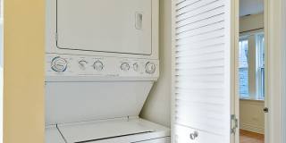 4863-67 N Hermitage Gallery 14