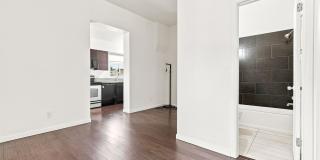 2 Bed, 1 bath Available! Gallery 8
