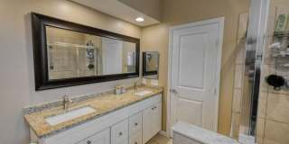 Three Bedroom with Garage near Grandview Gallery 12