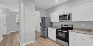 Gorgeous 2 bed 2.5 bath condo at Kiskadee Parke Gallery 1