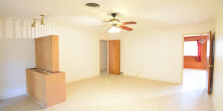 2006 S 49th St Gallery 8