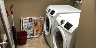 2435 Robert St Gallery 18