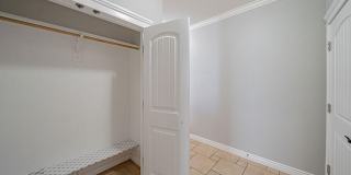 140 Casa Drive Gallery 21