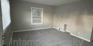 692 S Wheatland Ave Gallery 13