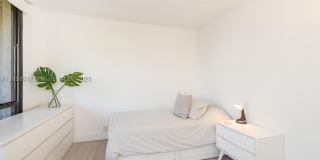 181 Crandon Blvd Gallery 23