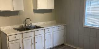2 Bedroom Home  with Fenced In Backyard 199.00 first month's rent Gallery 5