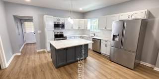 2311 Fairleigh Street Gallery 2