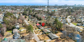 4 Bed/2 Bath Furnished Single Family Home in Surfside 1 Mile to the Beach By Golf Cart! Gallery 6