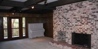 Wooded View Estate in Jacksonville Gallery 16