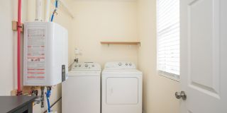 1014 Douglas Avenue Gallery 17