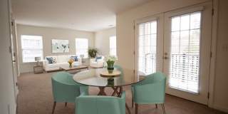 Huntington Townhomes Gallery 11