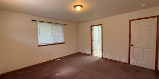 4 Bed 2 Bath Home in Waterbury Meadows Gallery 35