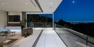 7080 Mulholland Dr Gallery 12