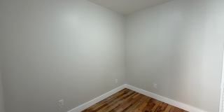 5608 Hudson AveApt 8 Gallery 2
