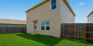 Beautiful 4-Bedroom Home with Golf & Clubhouse Access Gallery 28
