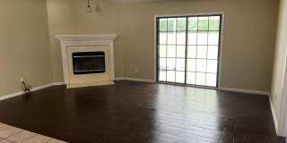3 bedroom 2 bath beauty Gallery 14