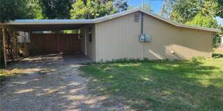 202 W Martin Gallery 1