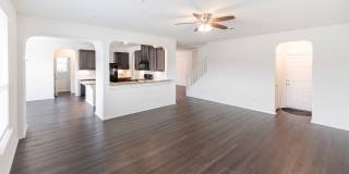 Leander Living with Loft, Flex Space & Style Gallery 5