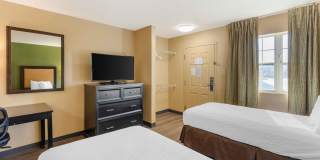 St. Louis - Westport - East Lackland Rd. Gallery 20