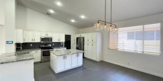 PRIVATE POOL, ADORABLE 3 Bedroom/2 Bath in Dobson Place Gallery 16