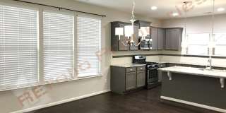 Beautiful End-Unit Townhome with Private Patio in MidTowne at Meridian – Durham Available on July 5! Gallery 8