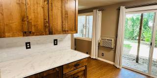 Charming Updated Condo in Great Location Gallery 16