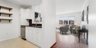 110 City Place Gallery 12