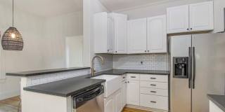 Adorable 2BR House for Rent! Gallery 7