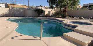 906 Desert View Dr Gallery 2