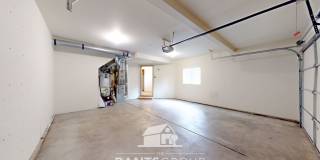 Great Location!  Quiet Neighborhood! Gallery 12