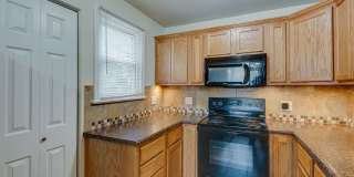 3bed 2bath West End Duplex Gallery 14