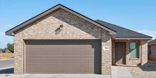 Fully Furnished 3 Bed 2 Bath Home Gallery 1