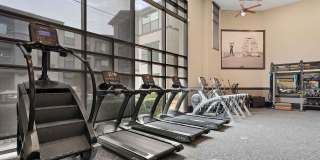 Fitzhugh Urban Flats Gallery 9