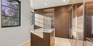 4900 Valjean Gallery 29