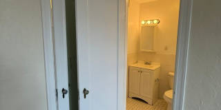 New King Edward Gallery 984