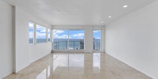 3000 Holiday Drive Gallery 7