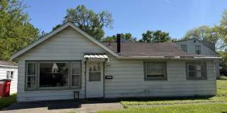 1019 West Bradley Avenue Gallery 1