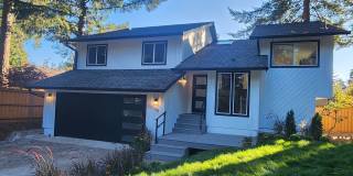 Beautifully Remodeled Split-level Home in Tualatin's Martinazzi Woods Neighborhood Gallery 1