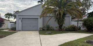 467 Willow Tree Drive Gallery 1