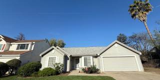 2 bedroom, 2-bathroom home plus den/office in Fresno, CA! Gallery 1