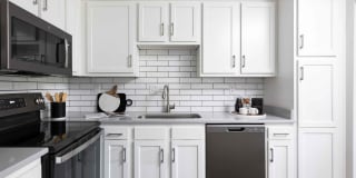 Hurstbourne Grand Gallery 1