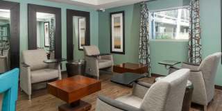 The Howard Gallery 18