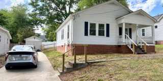 1/2 MO/OFF SPECIAL - 3 bed/1 bath Fenced yard - Storage/Garage Gallery 1