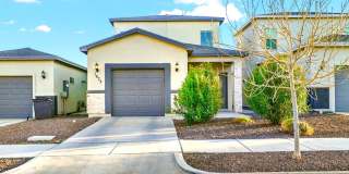 Upper Valley 2 Bedroom 2.5 Bath Gallery 39