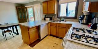 Northeast MPLS 4BD/2BA House! Attached Garage, Fenced Yard & Laundry! Avail. 8/1! Gallery 9