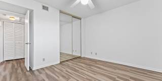700 Uno Lago Drive Gallery 25