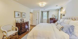 COMING SOON - Stunning 4 bed + 2 full & 2 1/2 bath Classic in NW DC Gallery 24