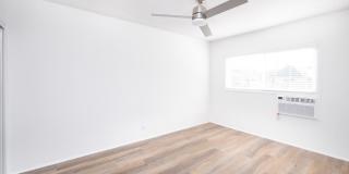 336 S Alexandria Ave Gallery 25