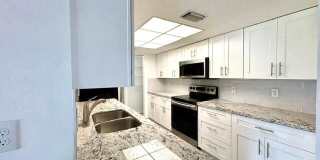 100 Crestwood Court N Gallery 9