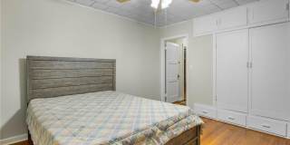 518 E Kelly Avenue Gallery 17